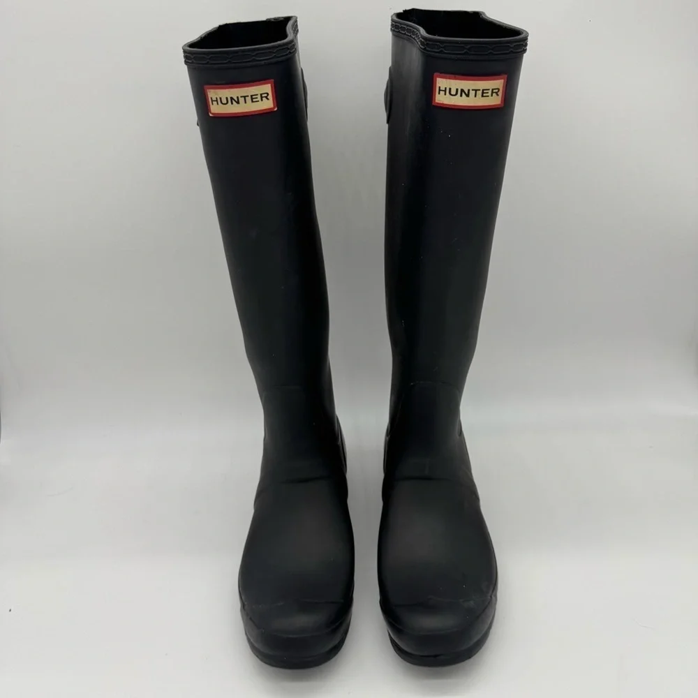 Hunter Women's Classic Black Rain Boots
